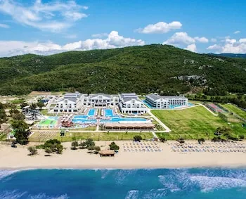 Korumar Ephesus Beach & Spa Resort, Her Şey Dâhil