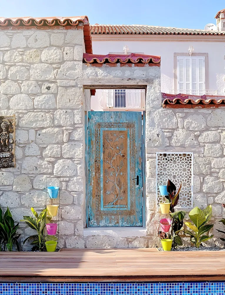 Tas Villa