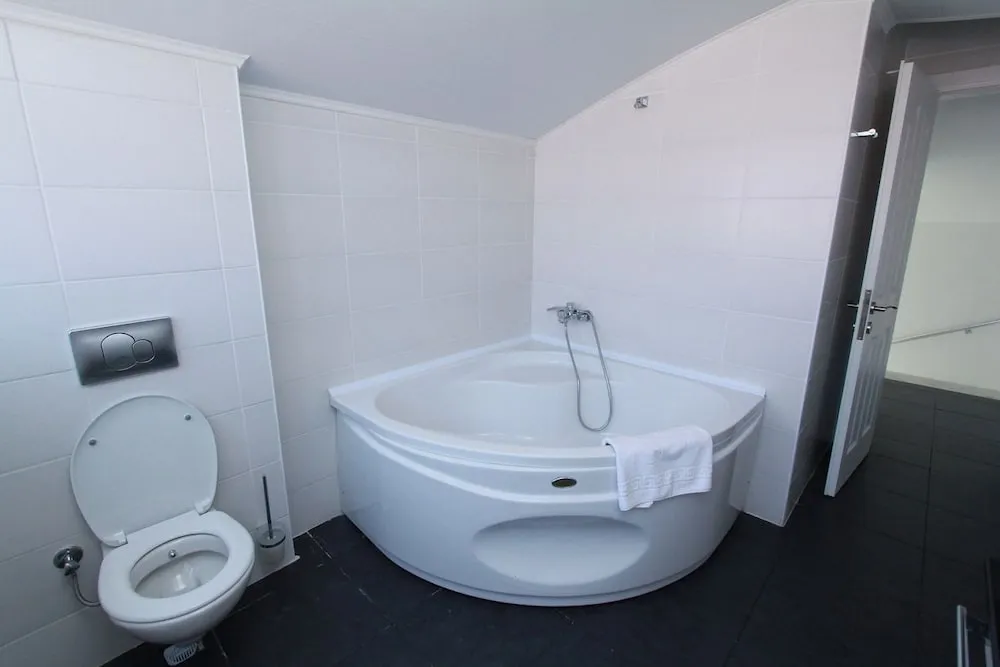 Villa, 4 Yatak Odası, Kişiye Özel Havuzlu