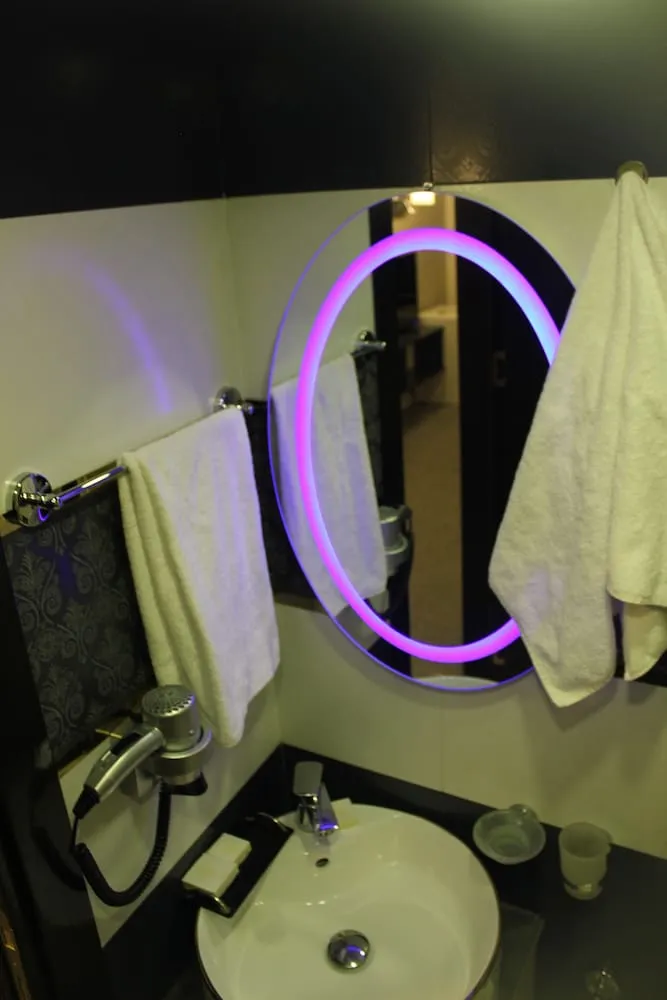 Deluxe Üç Kişilik Oda