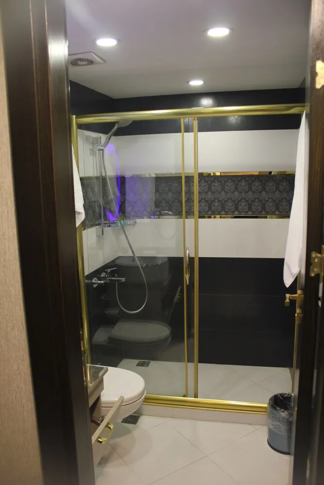 Deluxe Üç Kişilik Oda