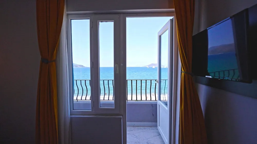 Standard Tek Büyük Yataklı Oda, Deniz Manzaralı