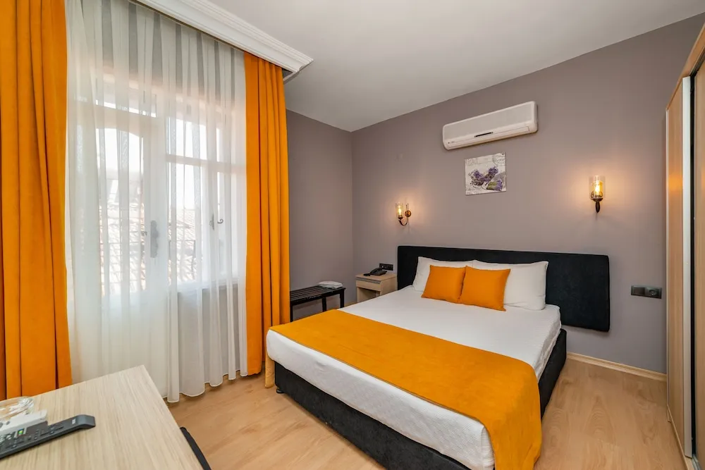 Standard Tek Büyük Yataklı Oda, Şehir Manzaralı