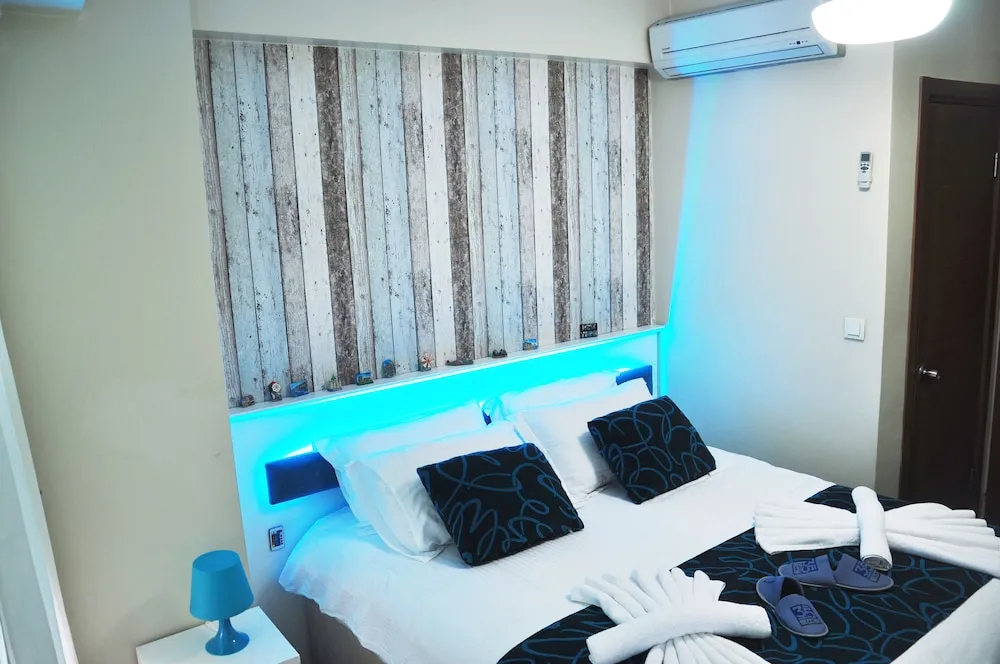 Deluxe Büyük Yataklı Tek Kişilik Oda