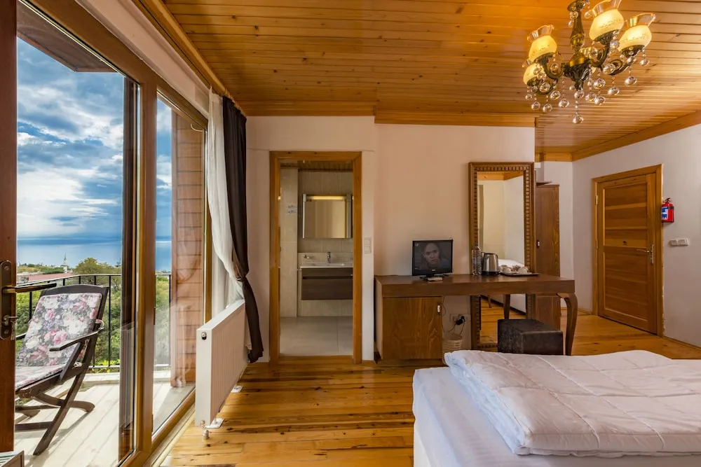Deluxe Oda, Şömine, Deniz Manzaralı