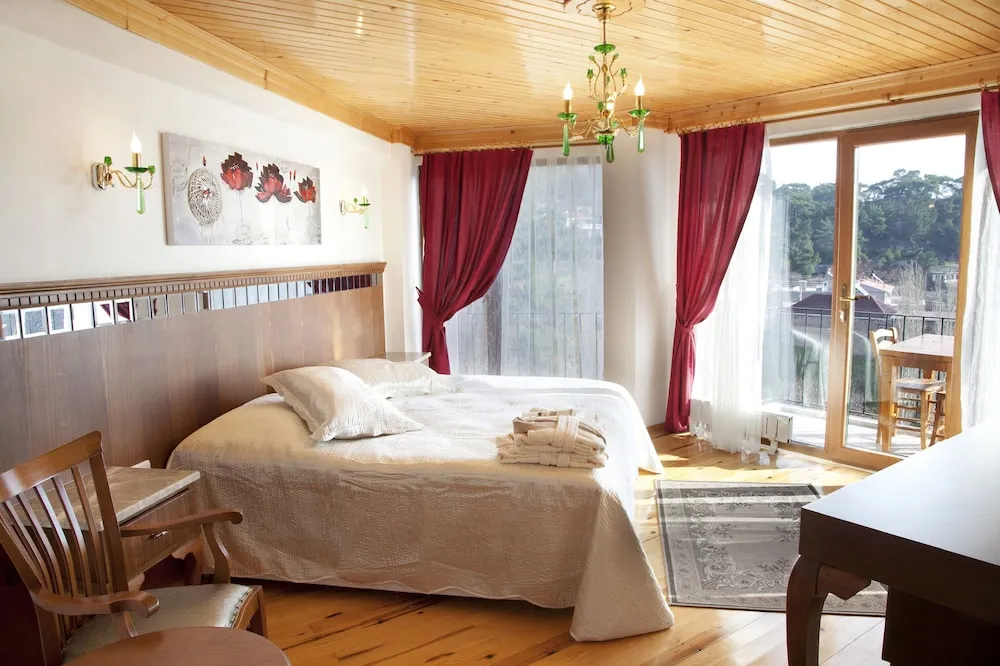 Deluxe Oda, Kısmi Deniz Manzaralı