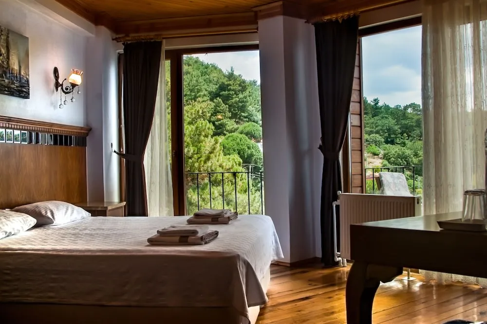 Deluxe Oda, Kısmi Deniz Manzaralı