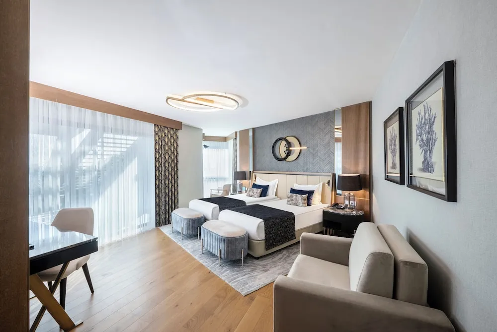 Royal Suite