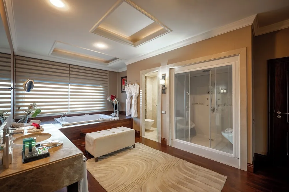 King Suite