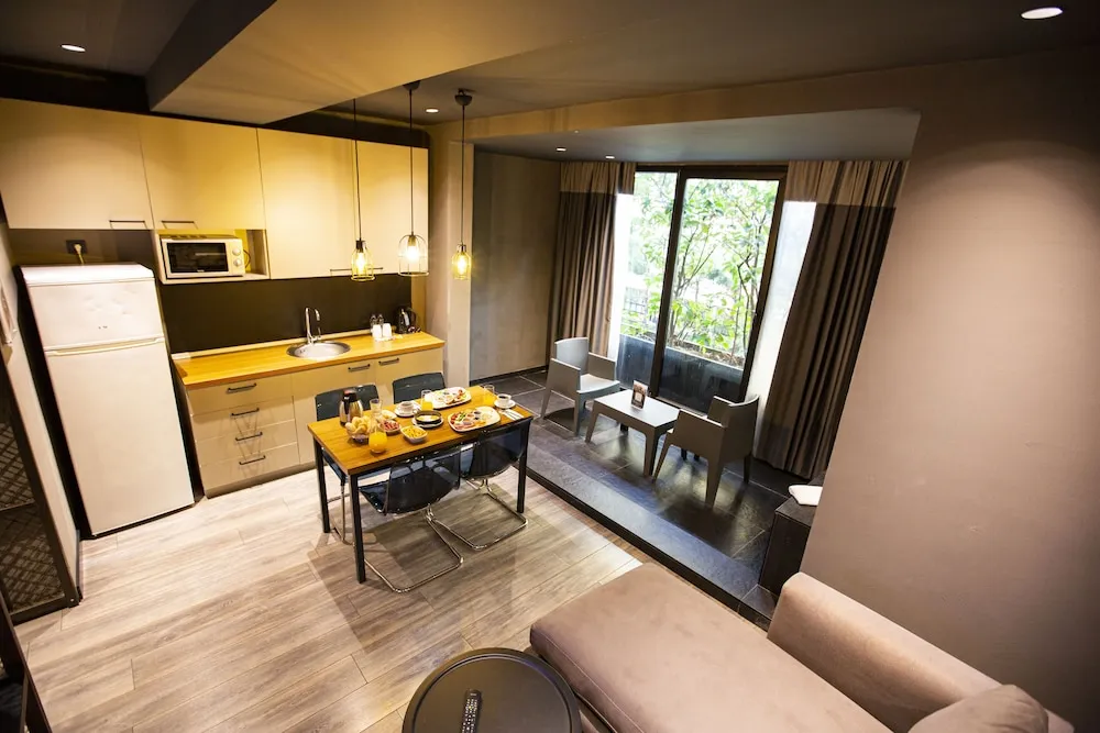 Junior Jacuzzi Suite
