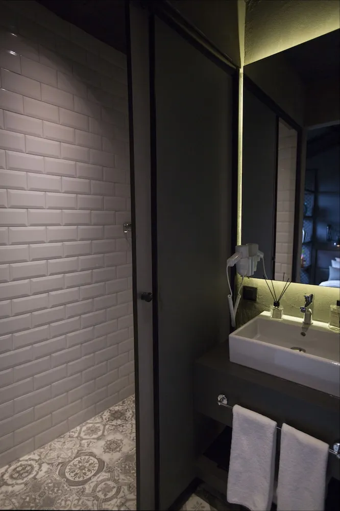 Çatı Katı Süiti (Penthouse)