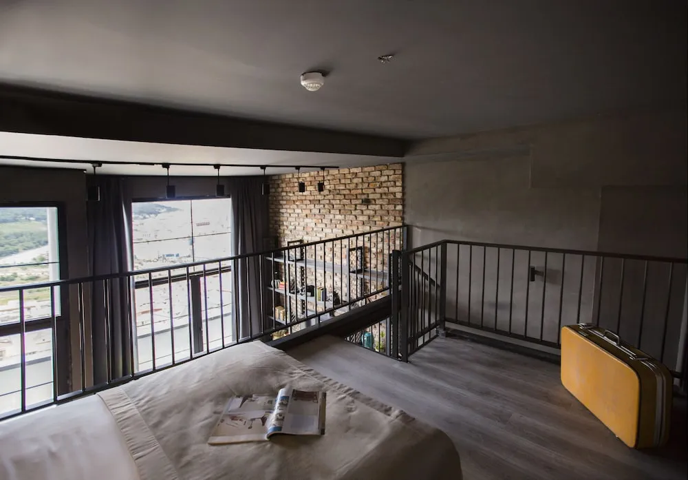 Loft Suite With Jacuzzi