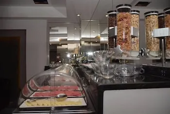 Best Smyrna Hotel