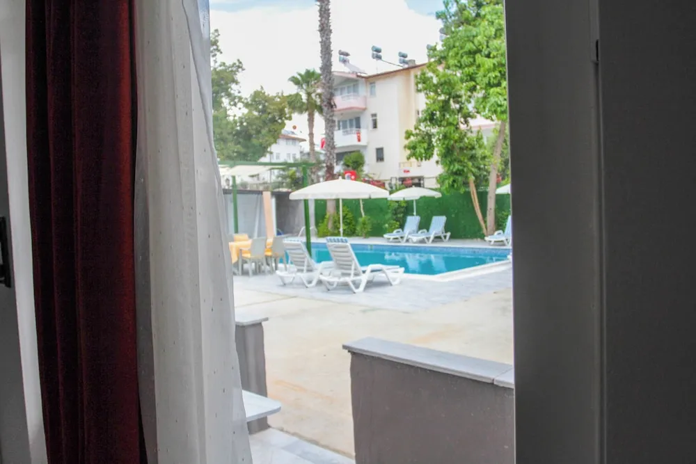 Studio Double Room with Kitchen