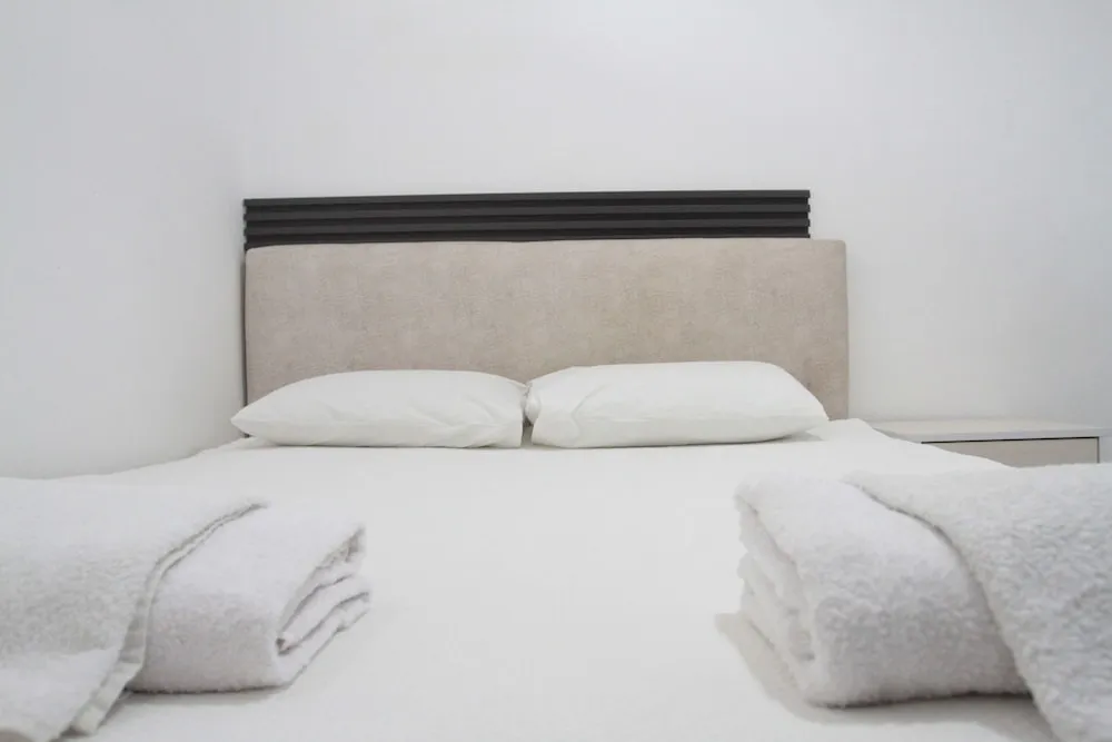 Studio Triple Room with Kitchen