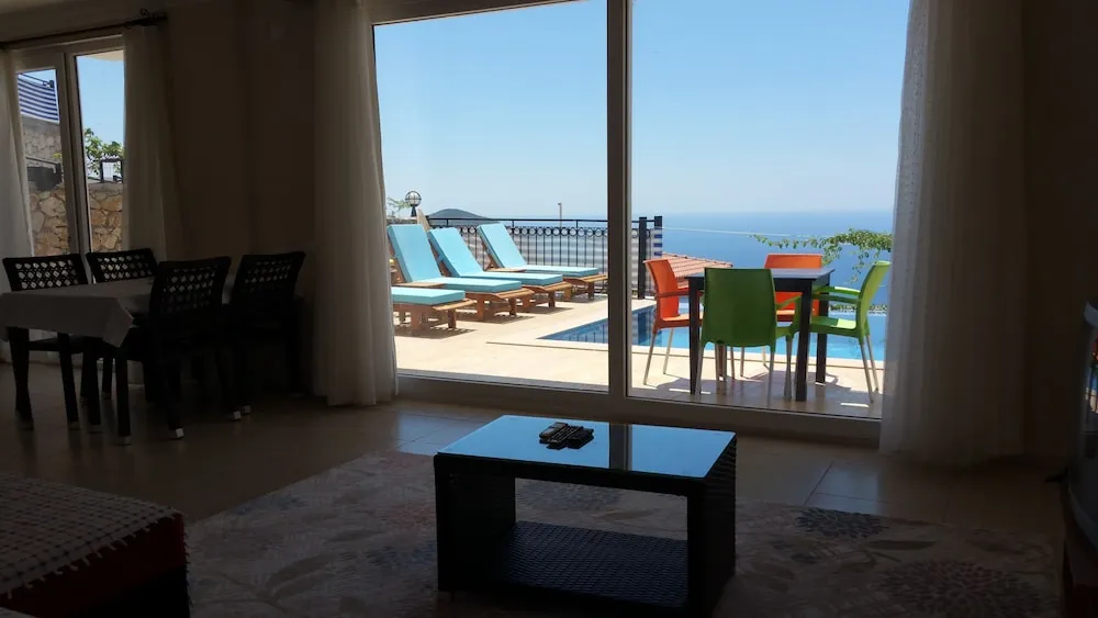 Exclusive Villa, 2 Yatak Odası, Deniz Manzaralı, Havuz Kenarı