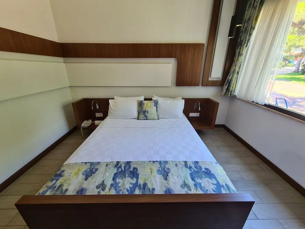Deluxe Tek Büyük Yataklı Oda, Sigara İçilmez, Deniz Manzaralı