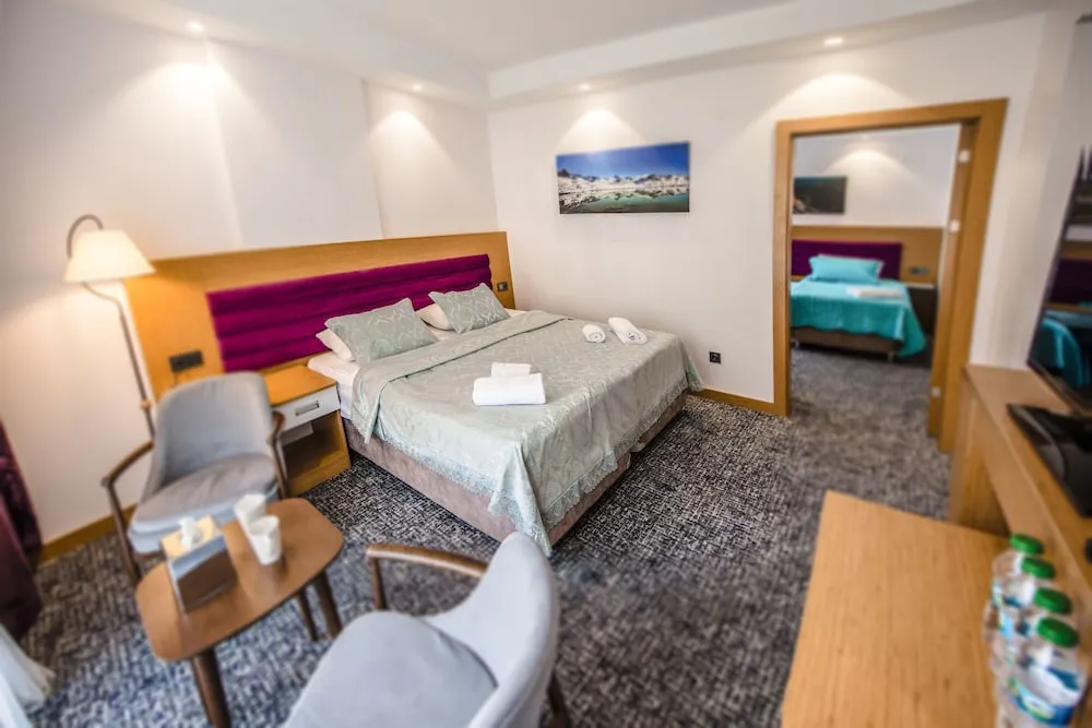 Connection Family Room