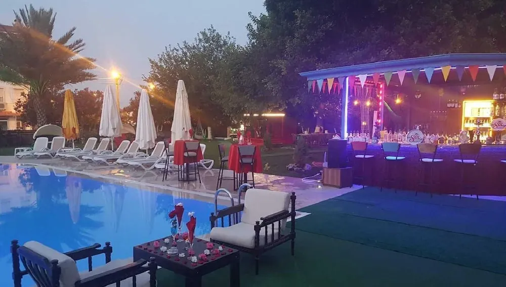 Standard Üç Kişilik Oda