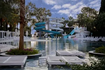 DoubleTree by Hilton Antalya-Kemer Her Şey Dâhil Tatil Köyü