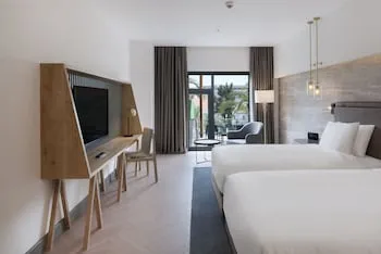 DoubleTree by Hilton Antalya-Kemer Her Şey Dâhil Tatil Köyü