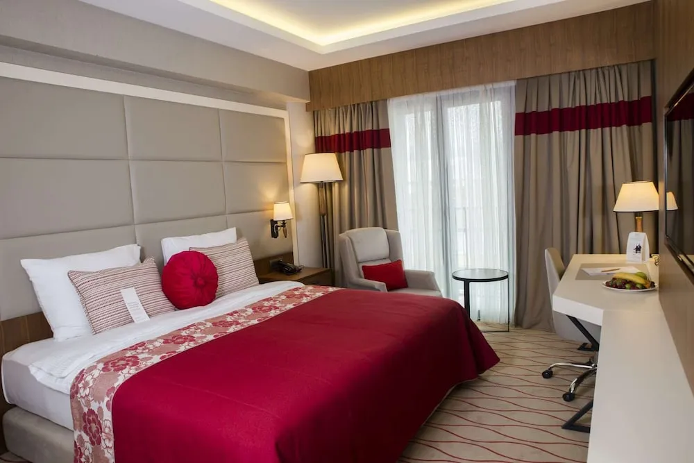 Oda, 1 En Büyük (King) Boy Yatak, Sigara İçilebilir