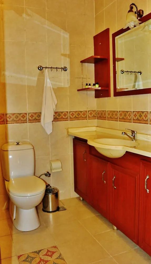Standard Tek Büyük veya İki Ayrı Yataklı Oda