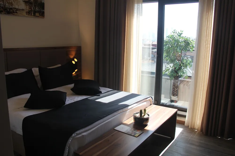 Elite Stüdyo Süit, Şehir Manzaralı