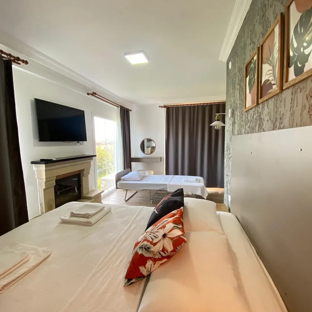 Comfort Dört Kişilik Oda, Deniz Manzaralı