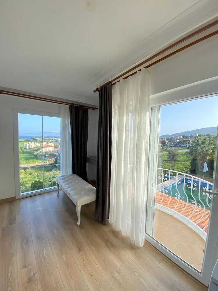Comfort Dört Kişilik Oda, Deniz Manzaralı