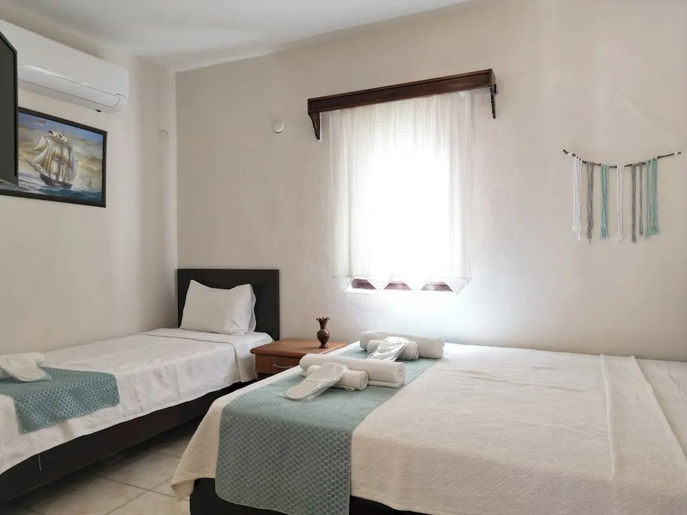 Classic Üç Kişilik Oda