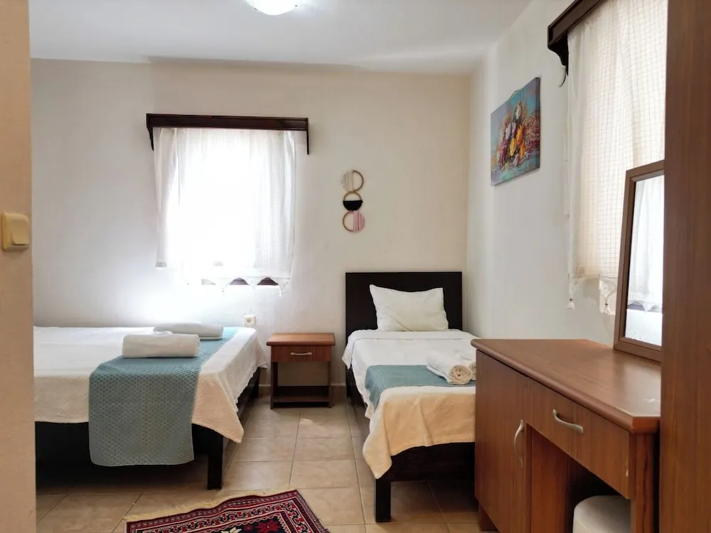 Classic Üç Kişilik Oda