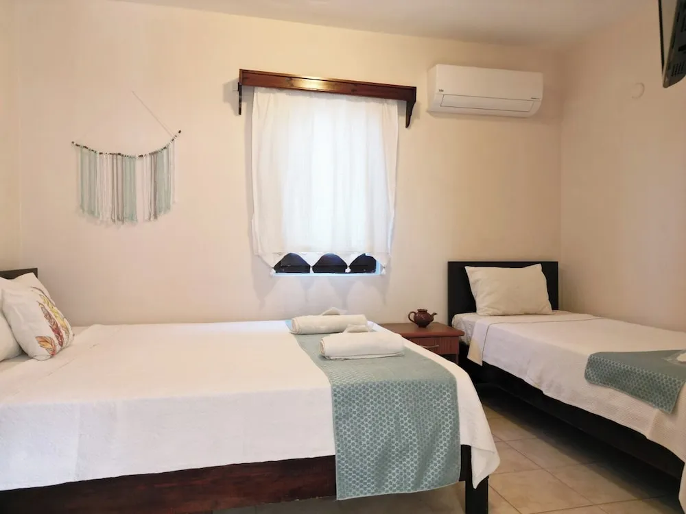 Classic Üç Kişilik Oda