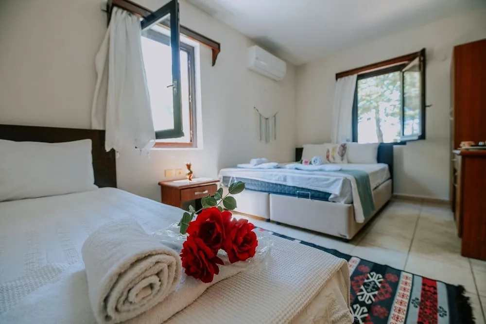 Family Üç Kişilik Oda