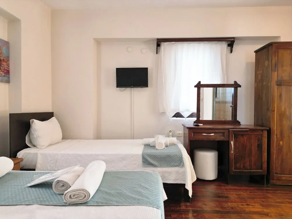 Deluxe Üç Kişilik Oda