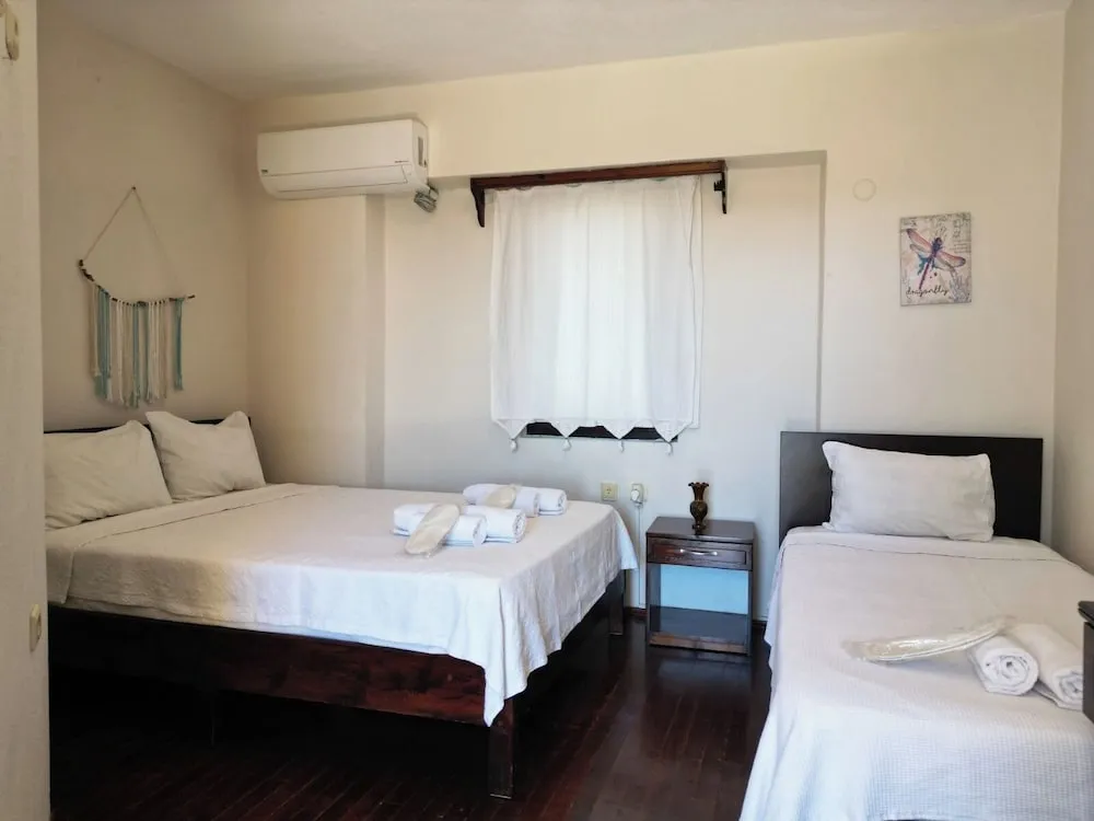 Deluxe Üç Kişilik Oda