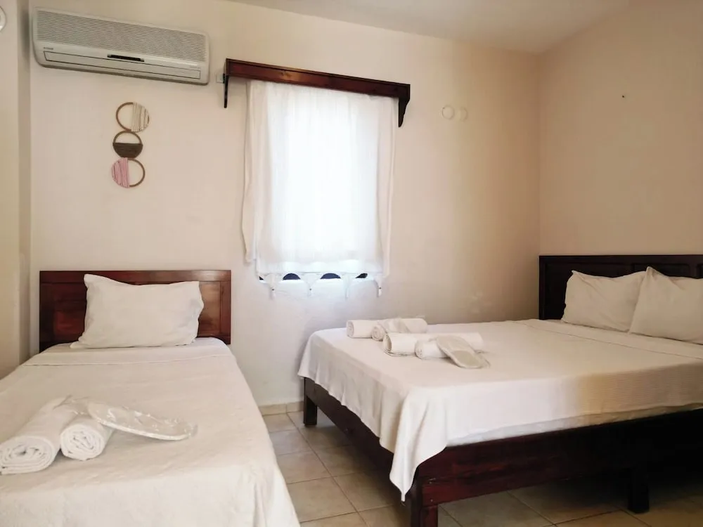 Economy Üç Kişilik Oda