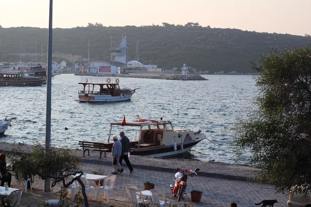 Comfort Tek Büyük Yataklı Oda, Deniz Manzaralı