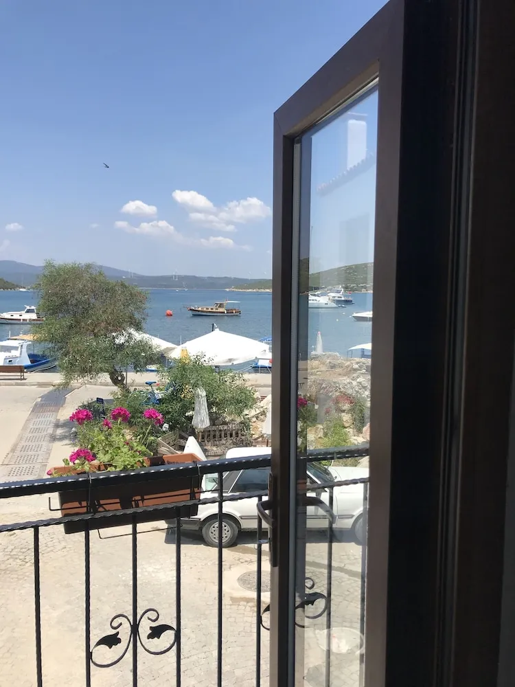 Comfort Tek Büyük Yataklı Oda, Deniz Manzaralı