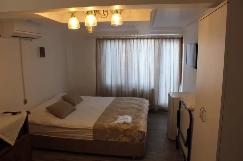 Deluxe Tek Büyük Yataklı Oda, Deniz Manzaralı