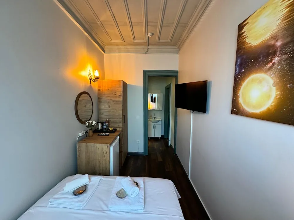 Economy Double Room