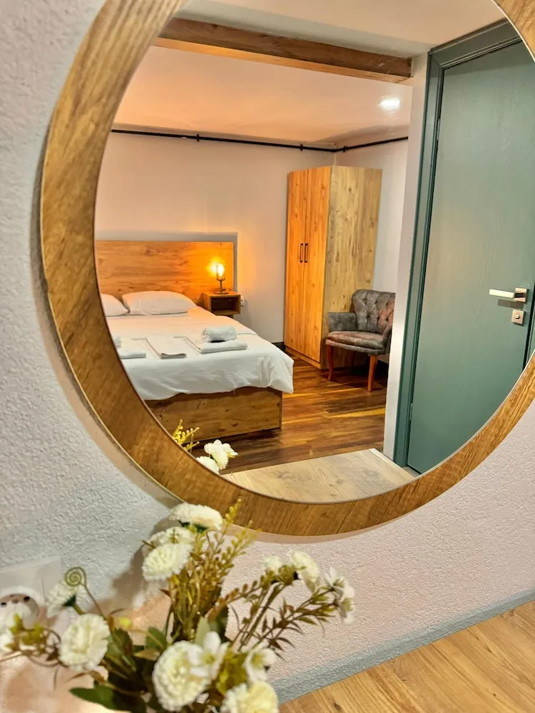 Standard Double Room with Garden