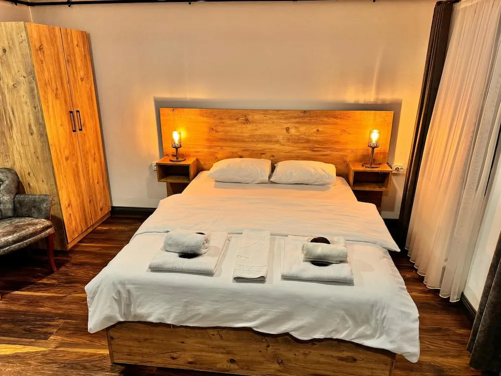 Standard Double Room with Garden