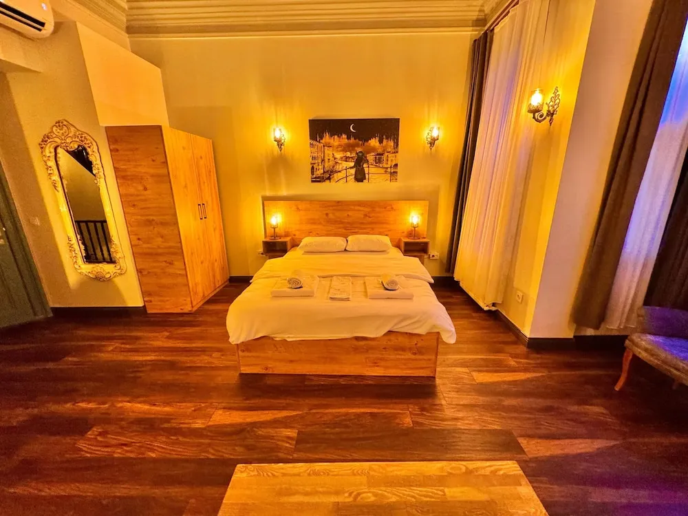 Standard Family Room