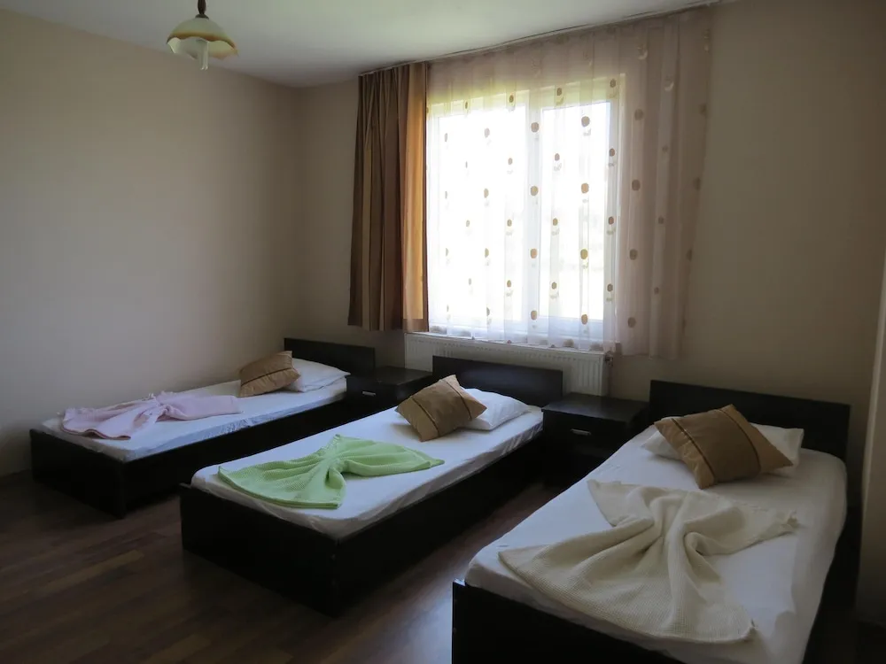 Stüdyo, 3 Tek Kişilik Yatak