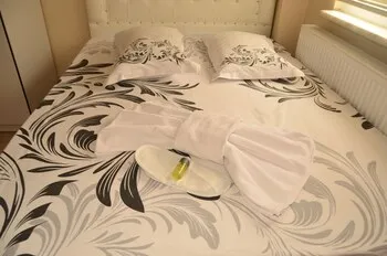 Yaman Hotel
