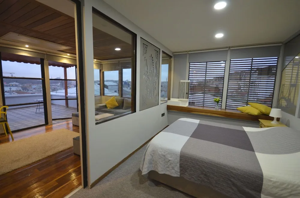 Deluxe Çatı Katı Süiti (Penthouse)