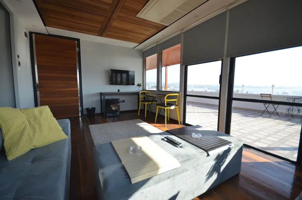 Deluxe Çatı Katı Süiti (Penthouse)
