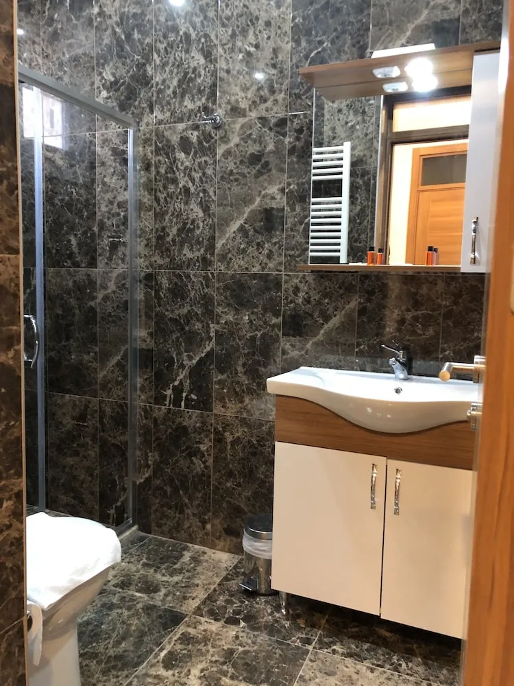 Deluxe Tek Büyük Yataklı Oda, 1 Çift Kişilik Yatak, Balkonlu