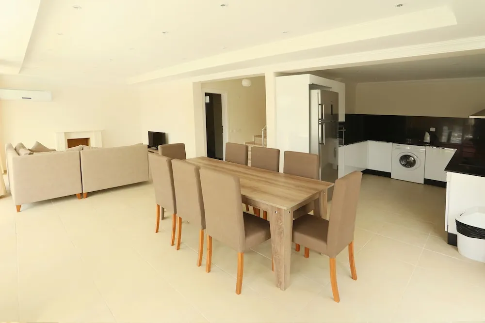 Villa, 4 Yatak Odası, Kişiye Özel Havuzlu